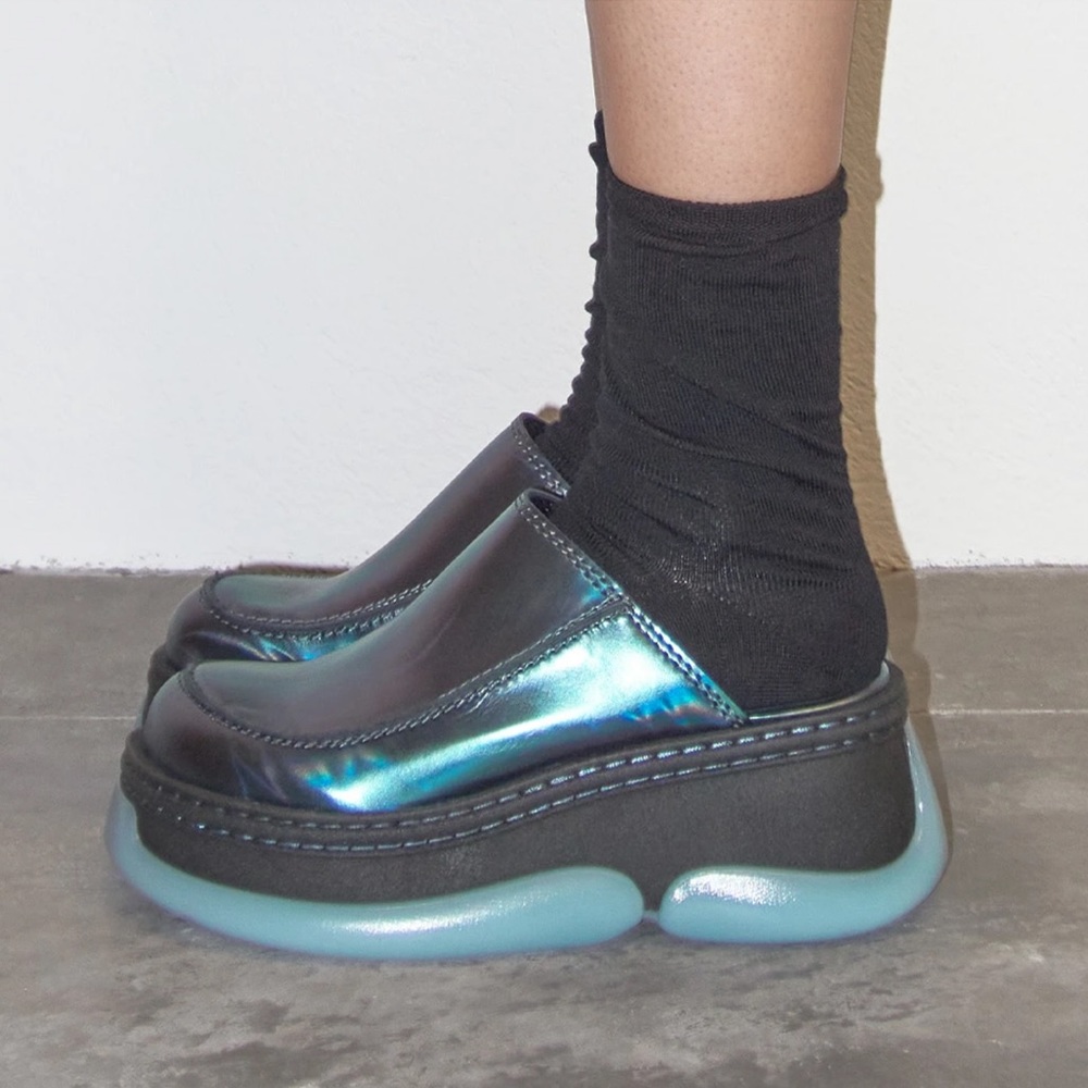 ISO MIISTA BRIETTA IRIDESCENT MULES!!